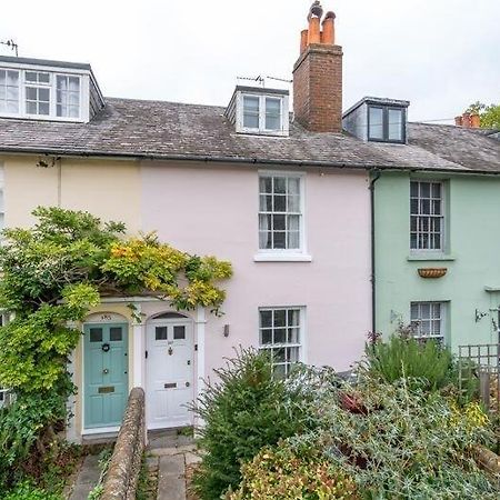 Charming Cottage Mins From Chichester City Centre エクステリア 写真